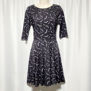Unique Vintage Stephanie Bat Dress Black & Grey Midi Dress Women's (L / 10-12)